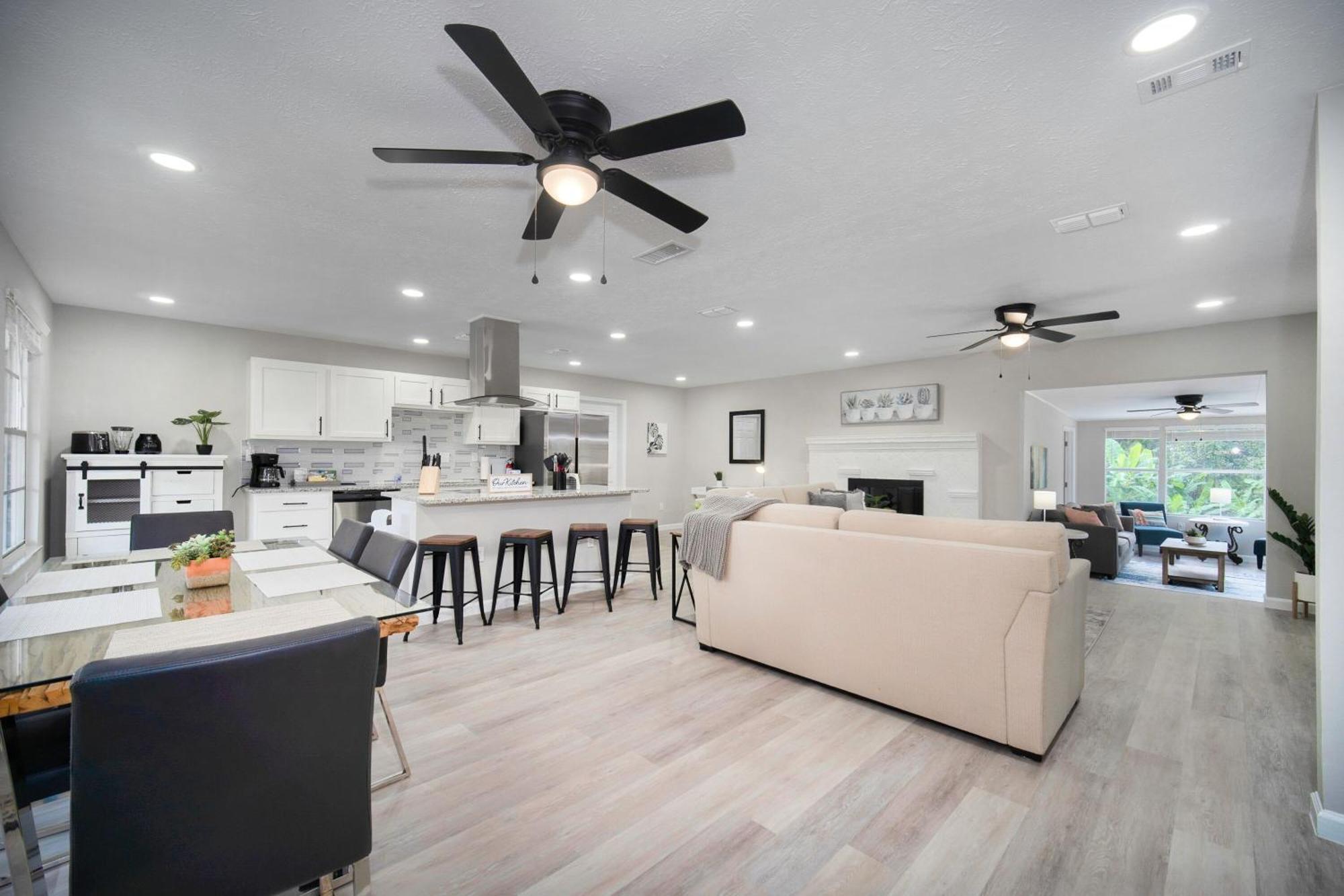 הוילה ג'קסונוויל Luxe Poolside Escape In Julington Creek מראה חיצוני תמונה